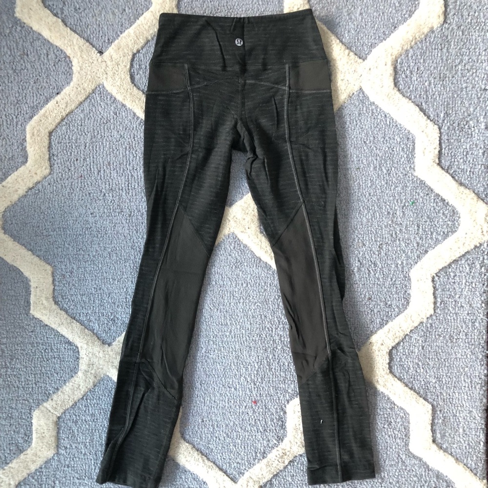 RARE green lululemon full length leggings. Sz 4